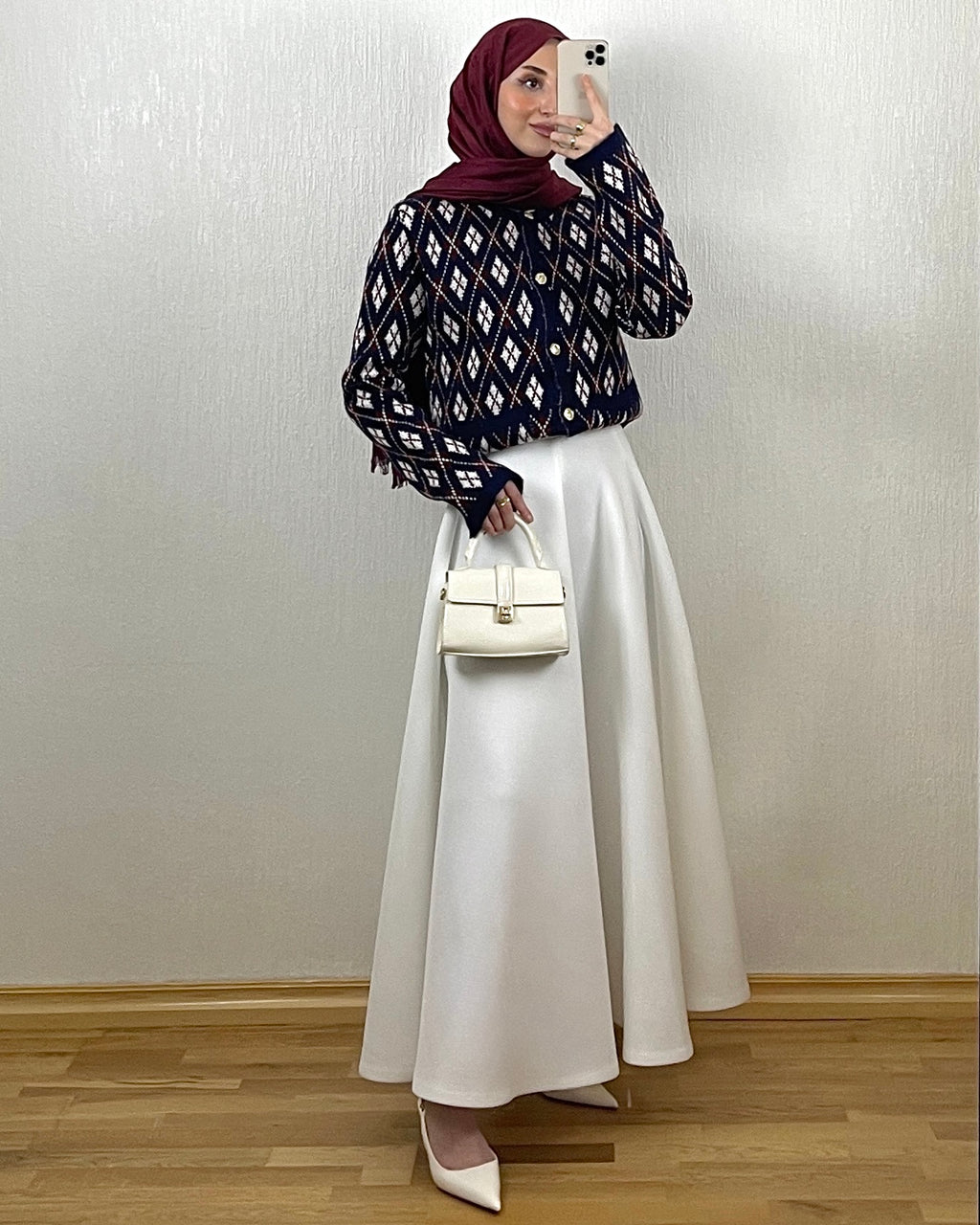 Argyle Knit Cardigan – Marine/Burgunder